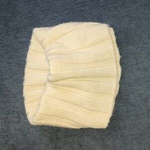 NWOT Banana Republic ivory merino wool/alpaca/acrylic turtleneck scarf